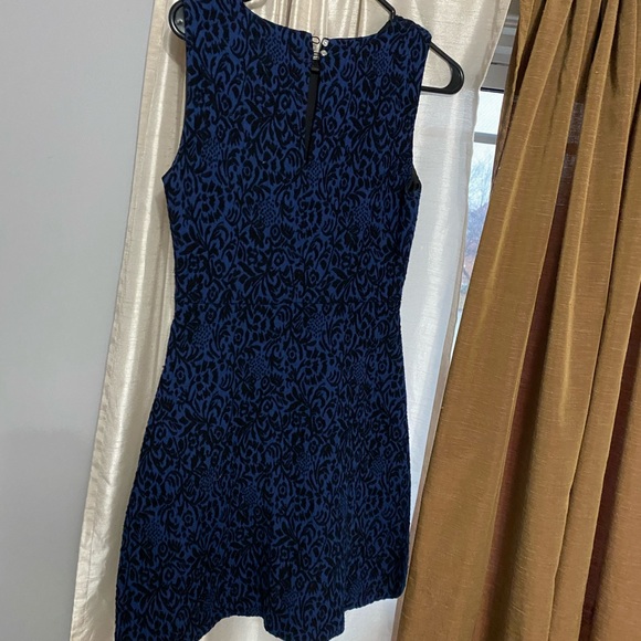 Only worn 2 times at party - Picture 2 of 3